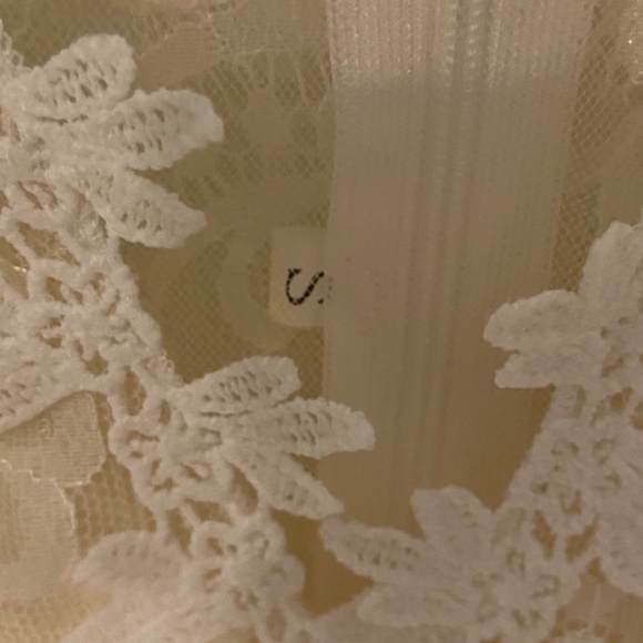 Vintage Wedding Gown - Picture 3 of 4